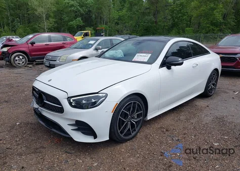 2021 Mercedes-Benz E 450 z USA, uszkodzony, nr VIN W1K1J5JB1MF156684